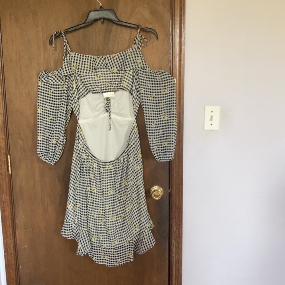 rewind dress check flower print cut out in back w ruffle XL jrs